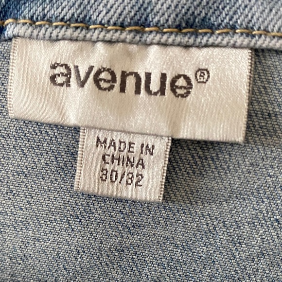Avenue Light Blue Denim Jean Jacket - Picture 2 of 9